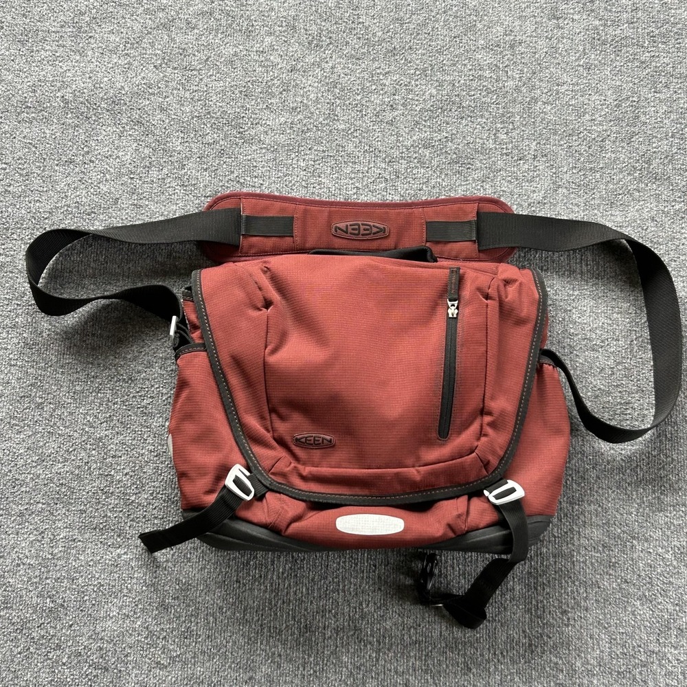 Keen Messenger Bag Mens Large Red Nylon Padded Laptop Crossbody Shoulder